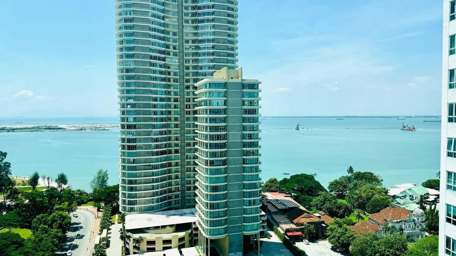 Hejmo Suites George Town Apartment